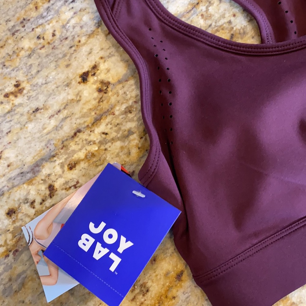Women’s Maroon sports bra - Picture 4 of 5